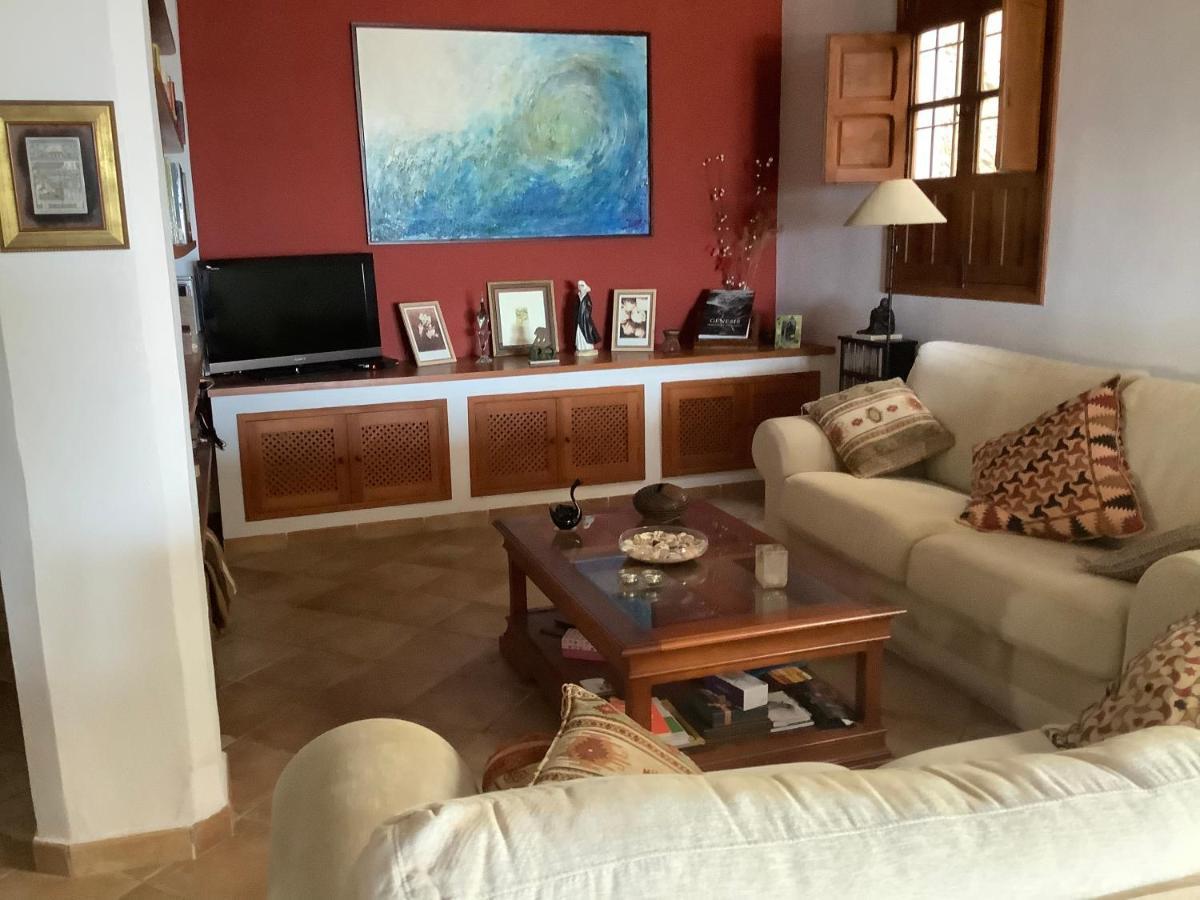 AlbunolCortijo De La Fuente公寓 外观 照片